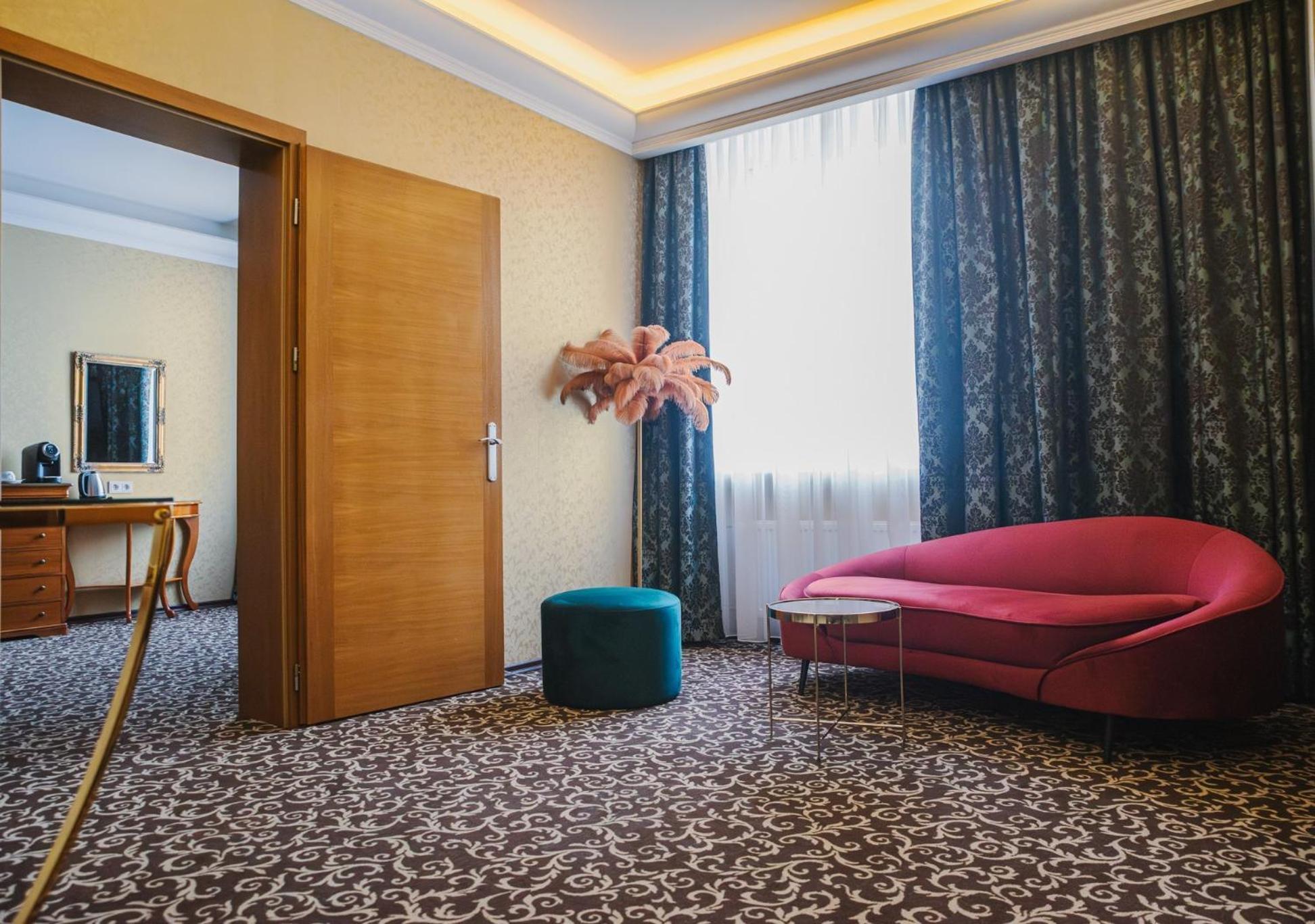 Hotel Jelgava Exterior photo